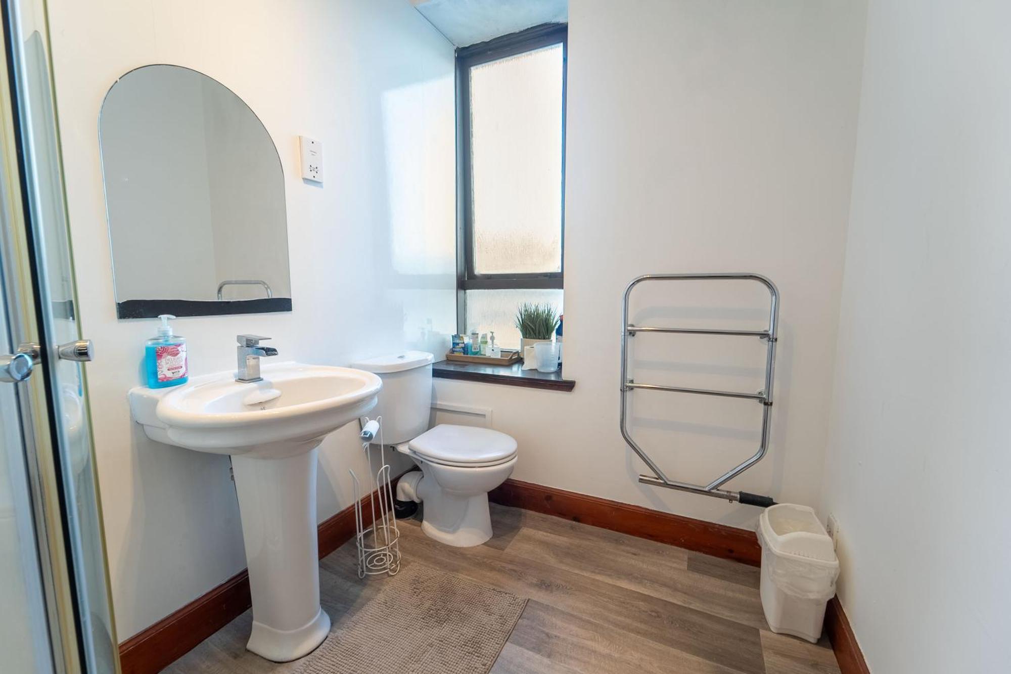 Prime Location Rooms In High Street Fort William Extérieur photo