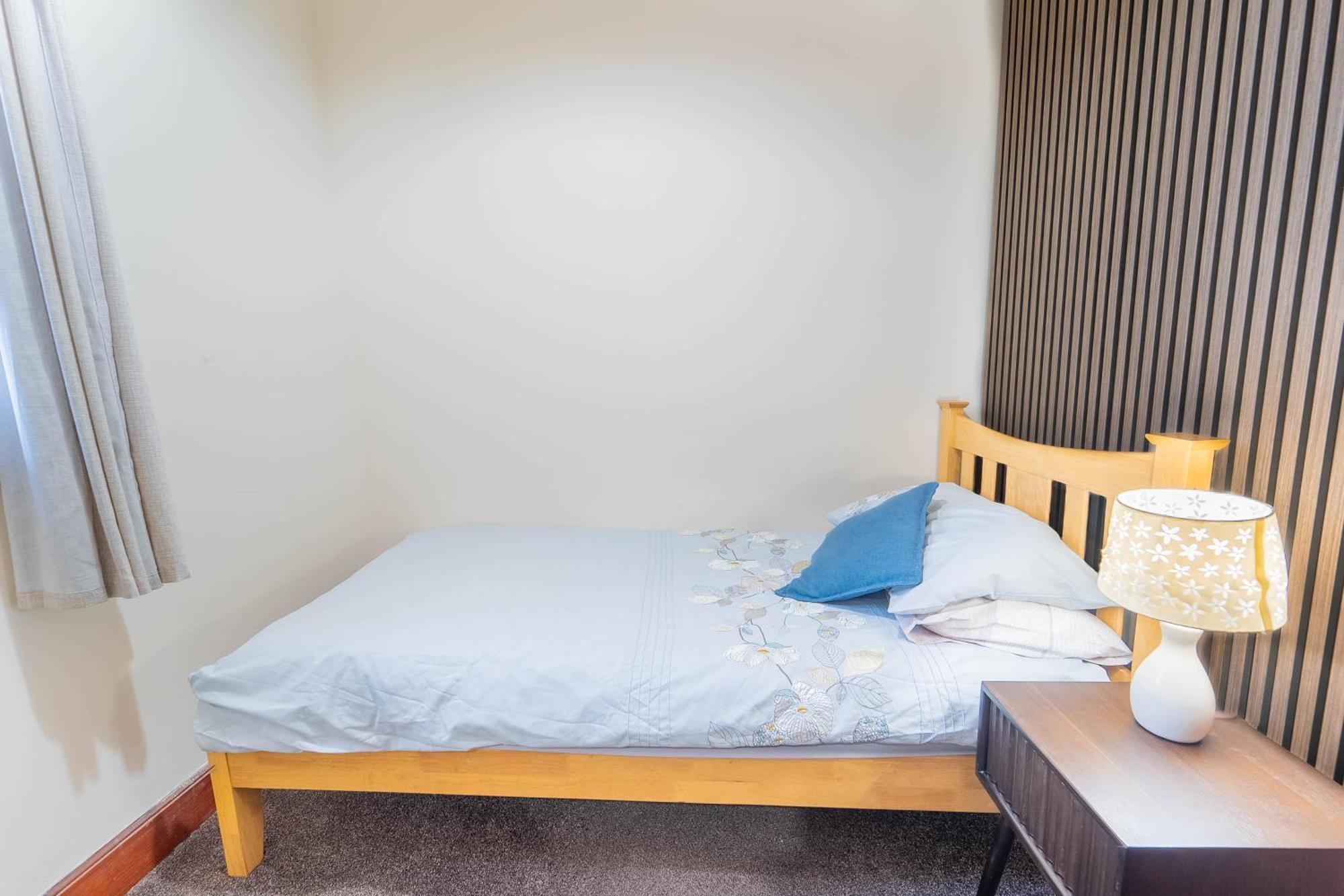 Prime Location Rooms In High Street Fort William Extérieur photo